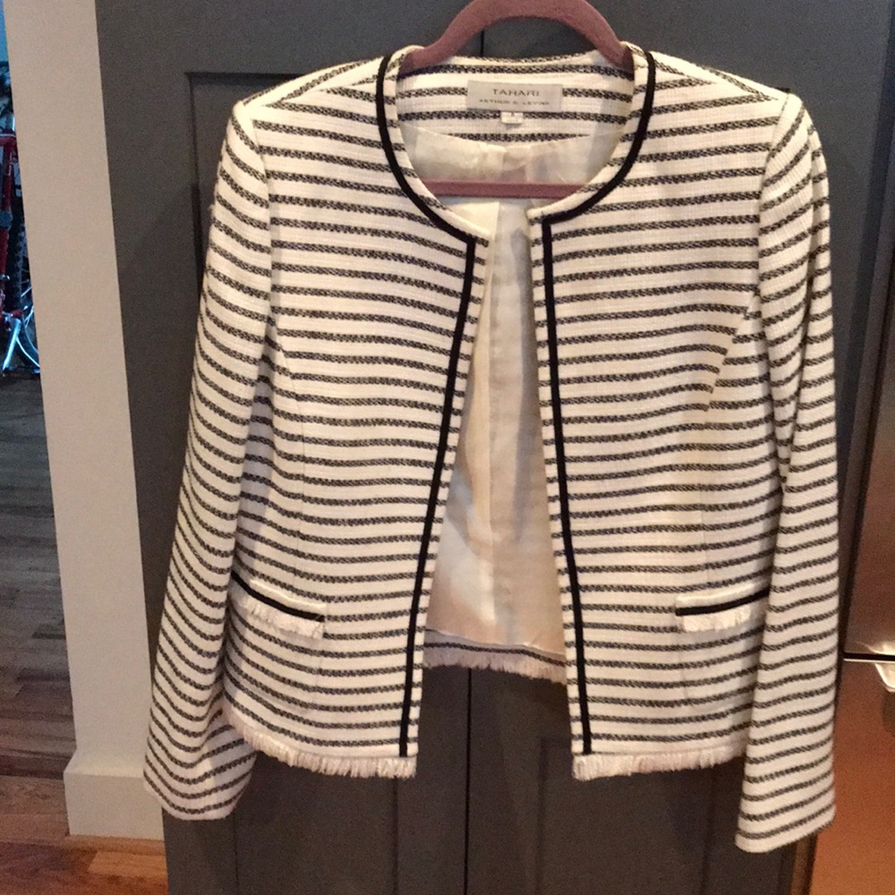 Women’s suit jacket